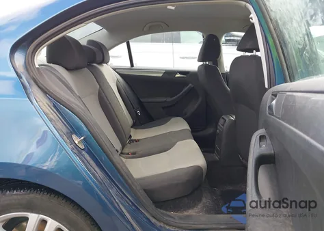 2017 Volkswagen Jetta 1.4T S z USA, uszkodzony, nr VIN 3VW167AJ5HM369154